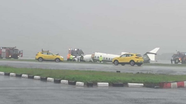 Chartered plane crashes at Mumbai airport