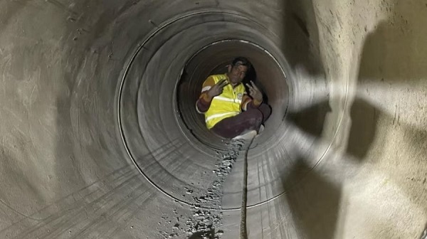Uttarkashi Tunnel Breaking: उत्तरकाशी टनल में फंसे सभी मजदूर निकाले गए