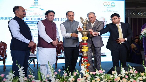Vibrant Gujarat Global Summit 2024 Road Show: बेंगलुरू में आयोजित हुआ वाइब्रेंट गुजरात ग्लोबल समिट 2024 रोड शो