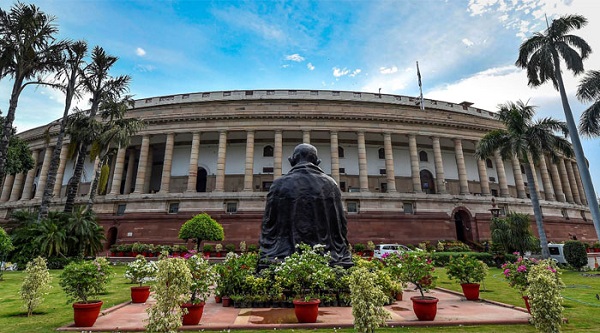 15 opposition MPs suspended: संसद की सुरक्षा में चूक को लेकर हंगामा, 15 विपक्षी सांसद निलंबित…