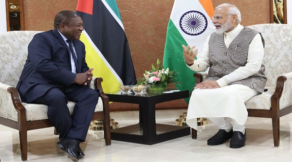 PM Modi Meets President Of The Republic Of Mozambique: प्रधानमंत्री नरेंद्र मोदी ने मोजाम्बिक गणराज्य के राष्ट्रपति से मुलाकात की