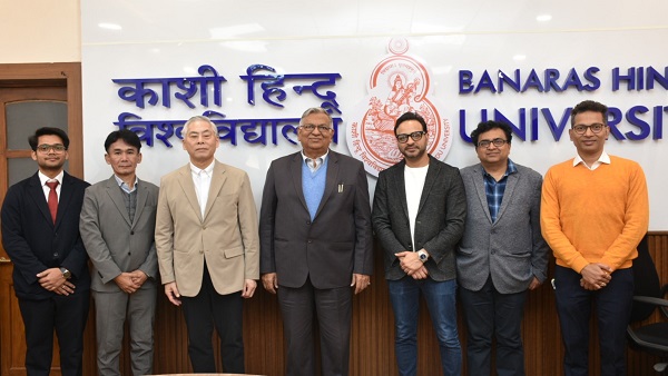 Clothing Company Uniqlo Delegation Meets BHU Vice Chancellor: जापान की प्रमुख वस्त्र कंपनी यूनिक्लो के प्रतिनिधिमंडल ने की बीएचयू के कुलपति से मुलाकात