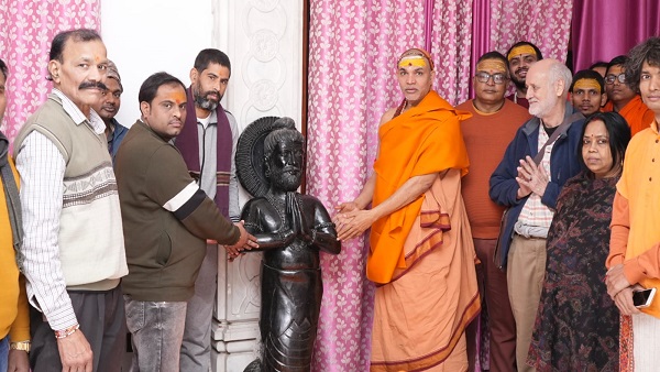 Deity of Maharishi Patanjali: काशी में शङ्कराचार्य ने नागकूप को सौंपा महर्षि पतंजलि का विग्रह