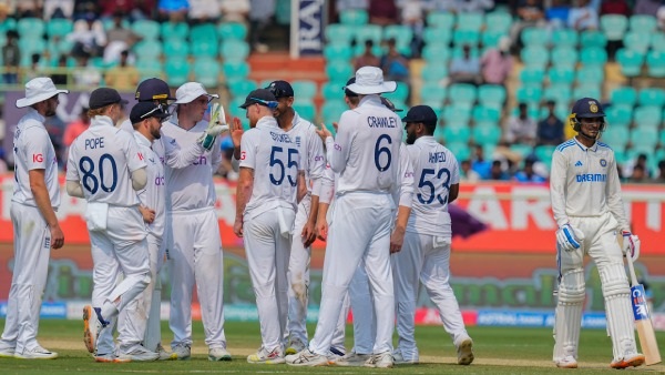 England Team Return: दूसरा टेस्ट हारते ही भारत से वापस लौटी इंग्लैंड टीम, जानें क्या है पूरा माजरा…