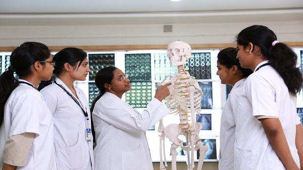 New Medical Colleges Will Open in India: केंद्रीय वित्तमंत्री ने देश में नए मेडिकल कॉलेज खोलने की घोषणा की