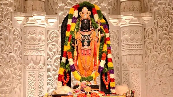 Ram Mandir: प्रभु श्रीराम के दर्शन करने पहुंचे गरुड़ देव, यहां देखें अद्भुत दृश्य