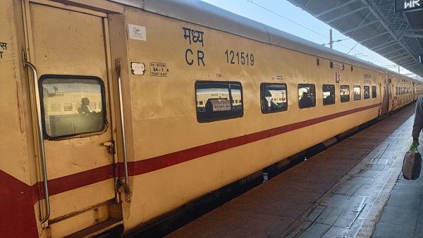 Okha-Madurai: ओखा-मदुरै साप्ताहिक स्पेशल ट्रेन के फेरे विस्‍तारित