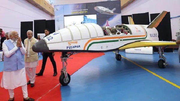 Pushpak Viman: इसरो ने लॉन्च किया 21वीं सदी का पुष्पक विमान, जानें क्या है इसमें खास…