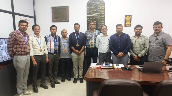 Welfare department team honored: अहमदाबाद मण्डल पर कल्‍याण विभाग की टीम को उत्‍कृष्‍ठ कार्य हेतु किया सम्‍मानित