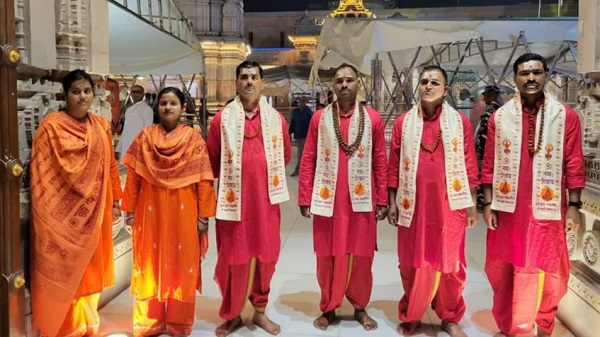 Kashi Vishwanath Temple security dress code