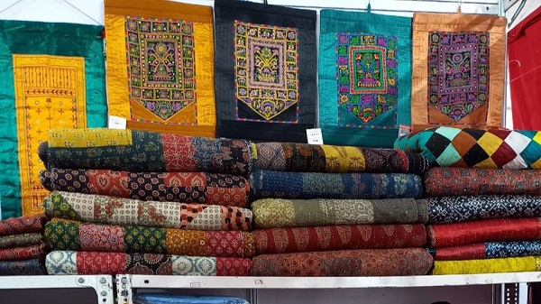 Record sales of handloom products