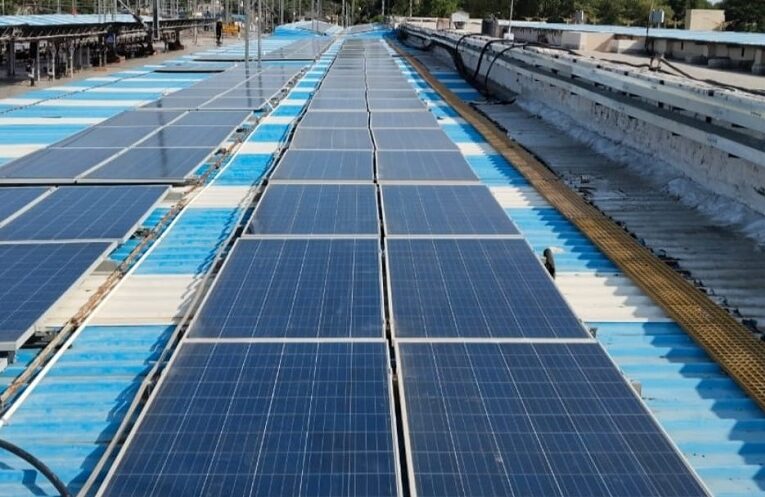 Rajkot division’s savings from solar energy: राजकोट रेल मंडल ने सौर ऊर्जा का उपयोग कर 1 साल  में की लाखों रुपये की बचत