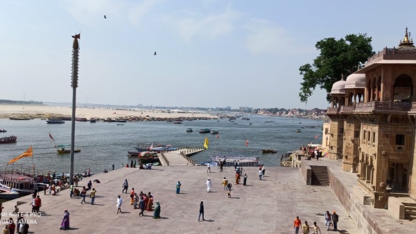 varanasi ghat ganga