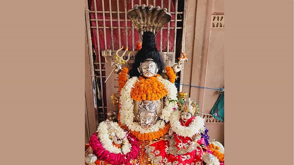 Kashi Vishwanath Temple: बाबा काशी विश्वनाथ मंंदिर मे वर्षो पुरानी परंपरा उत्सव सम्पन्न