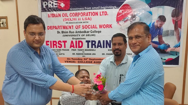 First aid Training: डॉ. भीमराव अम्बेडकर ने IOCL के संयुक्त तत्वाधान में “फर्स्ट एड ट्रेनिंग” विषय पर कार्यक्रम का आयोजन