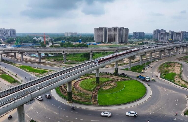 Metro from Ahmedabad to Gandhinagar: प्रधानमंत्री मोदी अहमदाबाद से गांधीनगर तक मेट्रो के दूसरे चरण का करेंगे शुभारंभ