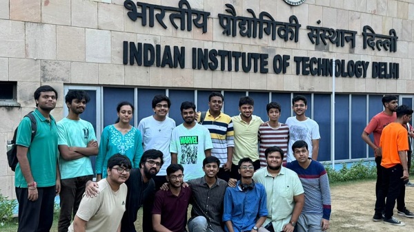 Cultural Team of IITBHU: आई आई टी बी एच यू की सांस्कृतिक टीम का शानदार प्रदर्शन 1 IIT delhi