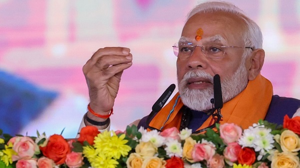 PM Narendra Modi: प्रधानमंत्री नरेंद्र मोदी ने किया भारतीय रेल की परियोजनाओं का राष्ट्र को समर्पण 3 PM Narendra Modi: प्रधानमंत्री नरेंद्र मोदी ने किया भारतीय रेल की  परियोजनाओं का राष्ट्र को समर्पण