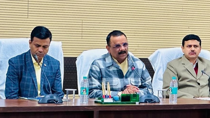 Mahakumbh Preparations: महाकुंभ के दौरान काशी आने वाले श्रद्धालुओं हेतु प्रशासन की तैयारियाँ युद्ध स्तर पर 1 Mahakumbh Preparations