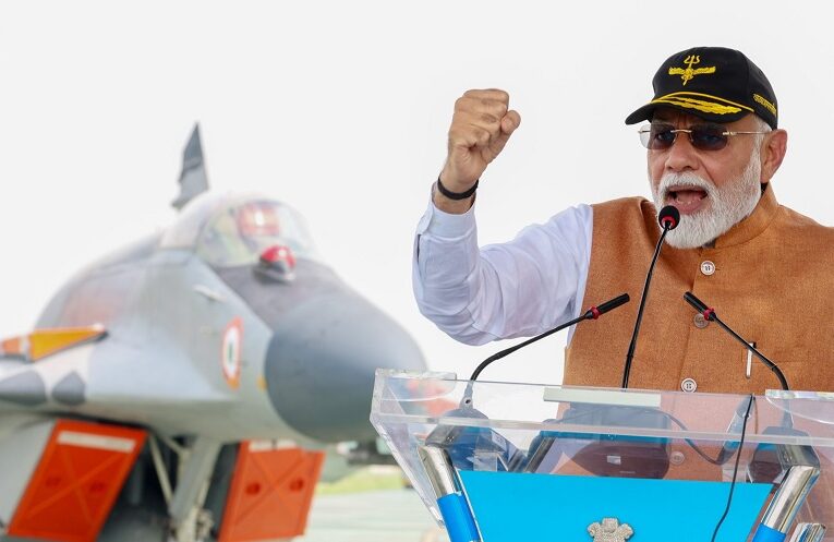 PM's full conversation with soldiers: हर भारतीय का माथा गर्व से ऊंचा कर दिया है। आपने इतिहास रच दिया है: प्रधानमंत्री 2 PM’s full conversation with soldiers: हर भारतीय का माथा गर्व से ऊंचा कर दिया है। आपने इतिहास रच दिया है: प्रधानमंत्री