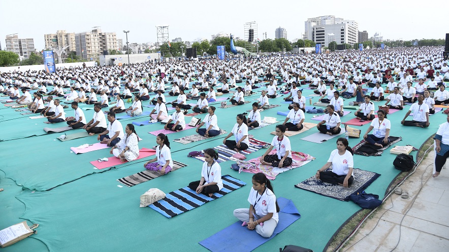 International Yoga Day: योग: कर्मसु  कौशलम् ! 1 yog shivir