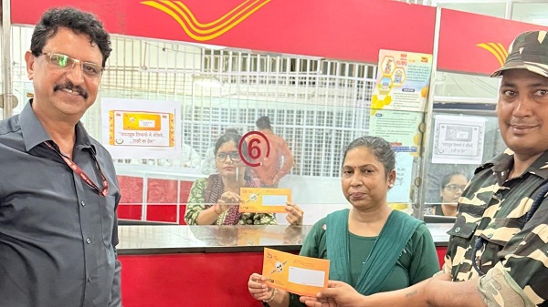 Special Rakhi arrangement in post offices: वाराणसी के सभी डाकघरों में विशेष राखी लिफाफे बिक्री हेतु उपलब्ध