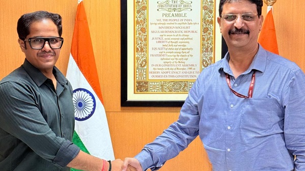 India Post signs MoU with VDA: इंडिया पोस्ट का वी डी ए के साथ हुआ समझौता