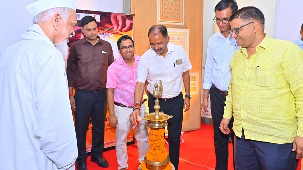 National Handloom Day: वाराणसी मे राष्ट्रीय हथकरघा दिवस पर भव्य आयोजन 2 Varanasi hathkargha