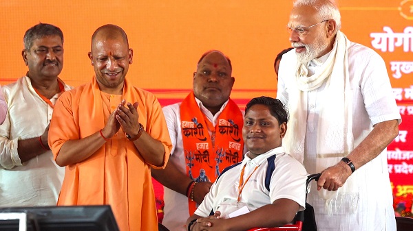 20th PM-KISAN instalment: प्रधानमंत्री ने वाराणसी को 22 सौ करोड़ की परियोजनाओं का दिया उपहार 8 pm with handicap