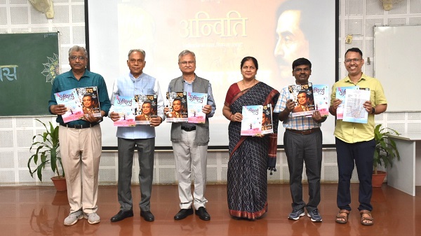 Hindi day in BHU: बी एच यू मे हिंदी दिवस पर भव्य समारोह आयोजित 1 Hindi day in BHU