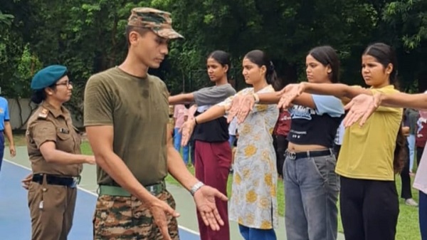 NCC Cadets of VCW: एकता और अनुशासन की राह पर कदम बढ़ाती वी सी डब्लू की एन सी सी कैडेट्स