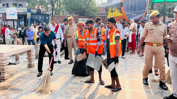 Cleanliness drive in Kashi: काशी मे विशेष स्वच्छता अभियान शुरू 1 clean varanasi