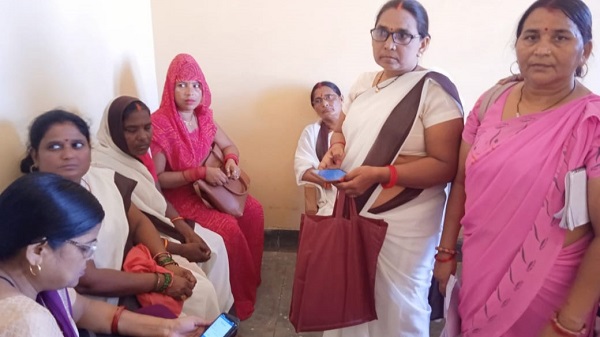 New record made in Varanasi: महिलाओं की स्तन कैंसर की जाँच में वाराणसी मे बना नया कीर्तिमान