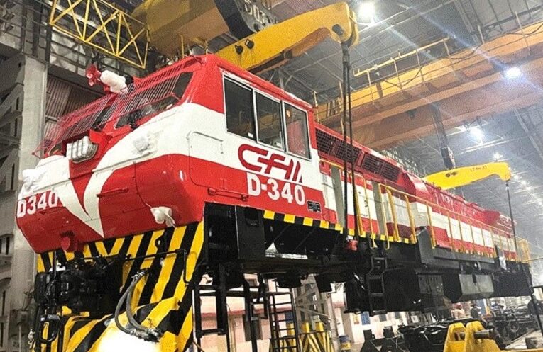Banaras Locomotive Works: वाराणसी बन रहा है रेलवे लोकोमोटिव निर्यात केंद्र