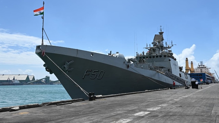 INS Tarkash: आईएनएस तरकश मॉरीशस के पोर्ट लुईस बंदरगाह पहुंचा 1 INS Tarkash 1